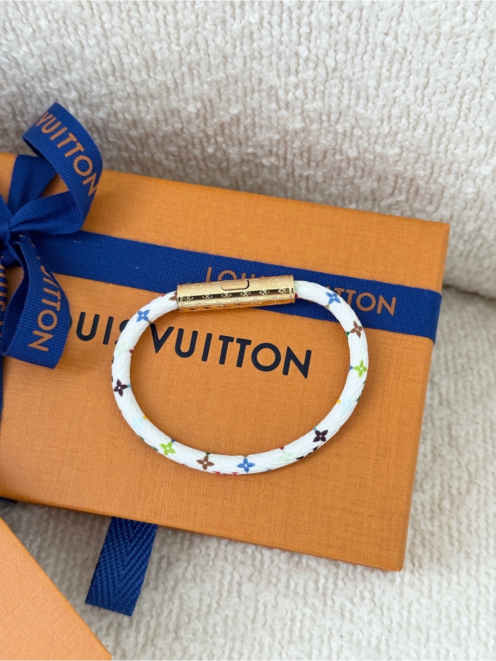 ✨NEW✨Louis Vuitton x Murakami Monogram Multicolor LV Confidential Bracelet - 17